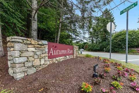 29 Waterview Dr #A, Smithfield, RI 02917