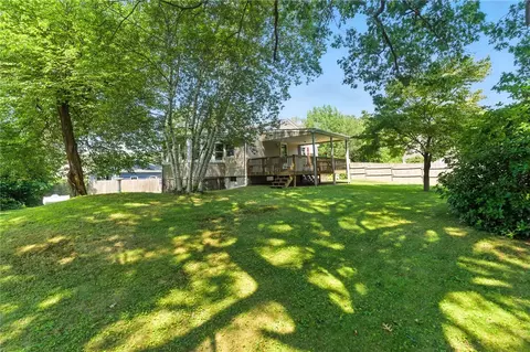 80 Poplar St, Woonsocket, RI 02895 photo 22
