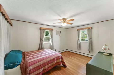 80 Poplar St, Woonsocket, RI 02895 photo 12