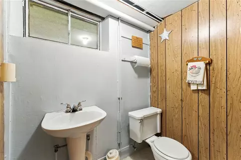80 Poplar St, Woonsocket, RI 02895 photo 26