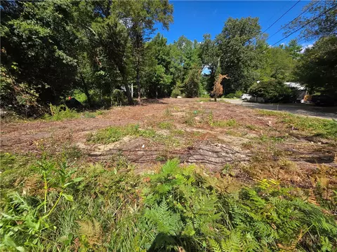 0 Beach Rd, Glocester, RI 02814