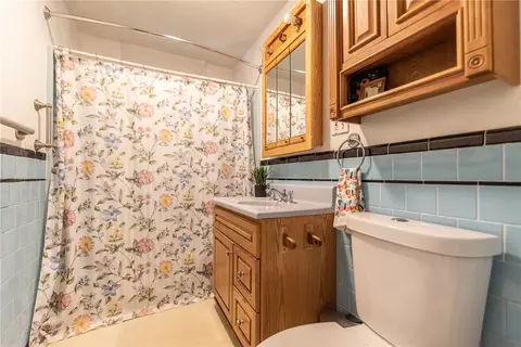 Bath - 112 Le Brun Ave, Woonsocket, RI 02895 photo 1 of 1