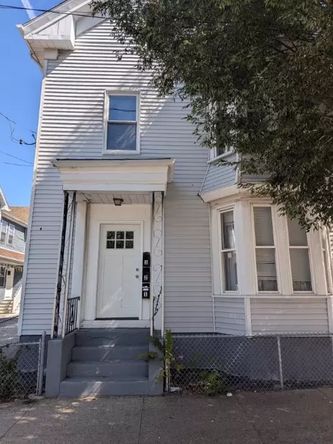 65 Douglas Ave, Providence, RI 02908
