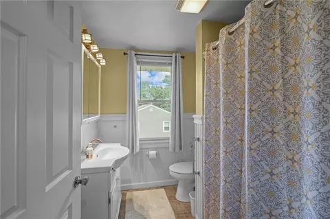 126 Lloyd Ave, Warwick, RI 02889 photo 35