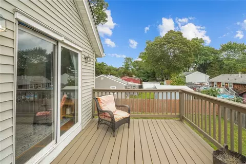 126 Lloyd Ave, Warwick, RI 02889 photo 20