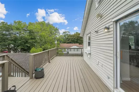 126 Lloyd Ave, Warwick, RI 02889 photo 18