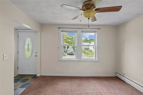 126 Lloyd Ave, Warwick, RI 02889 photo 10