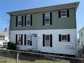 71 Hunts Ave, Pawtucket, RI 02861