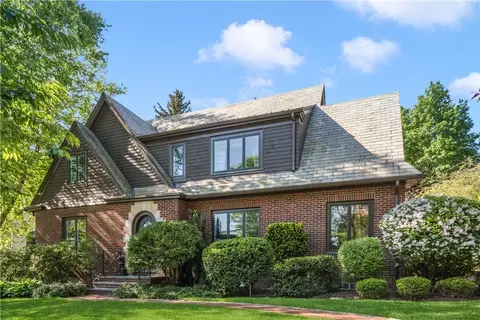 71 Emeline St, Providence, RI 02906
