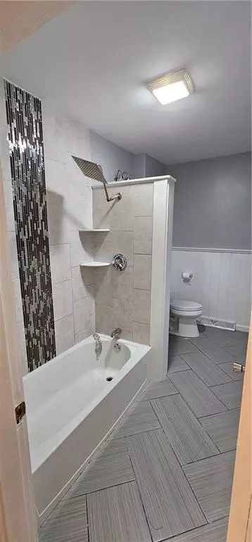 71 Aylsworth Ave, Woonsocket, RI 02895 photo 10