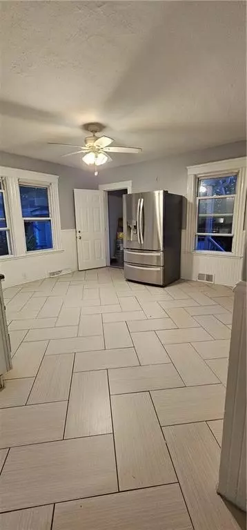 71 Aylsworth Ave, Woonsocket, RI 02895 photo 7