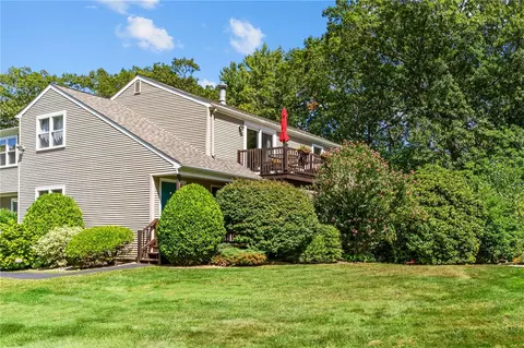 351 New London Ave #306, Warwick, RI 02886