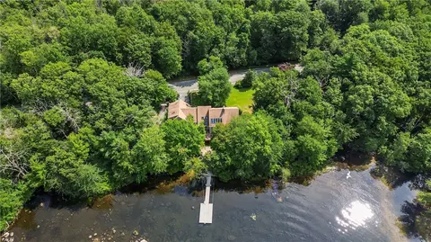 94 Shore Rd, Pascoag, RI 02859