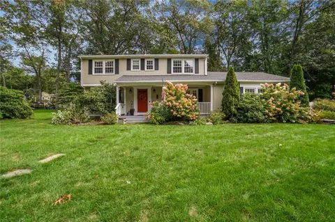 430 Brookline Dr, Warwick, RI 02886