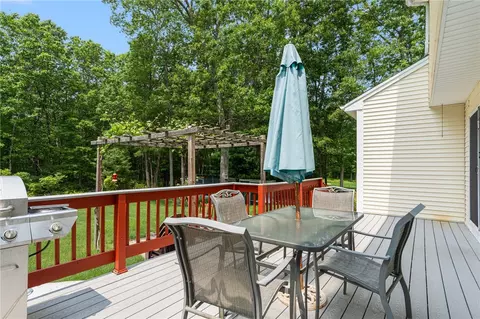 Exterior - 52 Ginger Trl, Coventry, RI 02816 photo 3 of 7