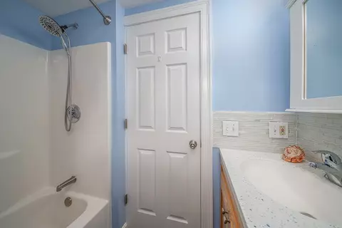 46 State St, Warwick, RI 02889 photo 20