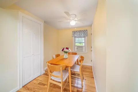 46 State St, Warwick, RI 02889 photo 7