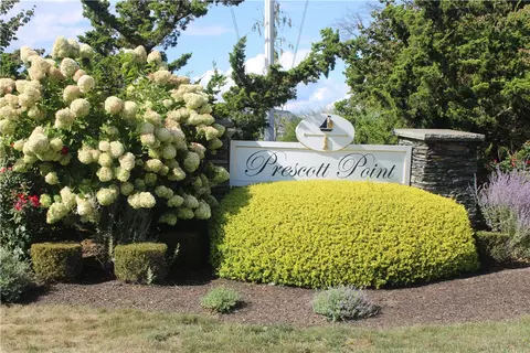 68 Rebels Way, Portsmouth, RI 02871