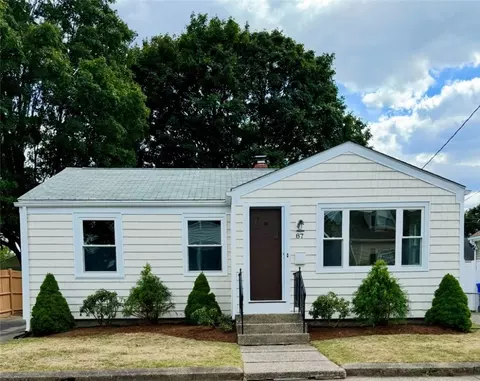 87 Balch St, Pawtucket, RI 02861