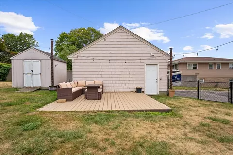 9 Ward Ave, Westerly, RI 02891 photo 7