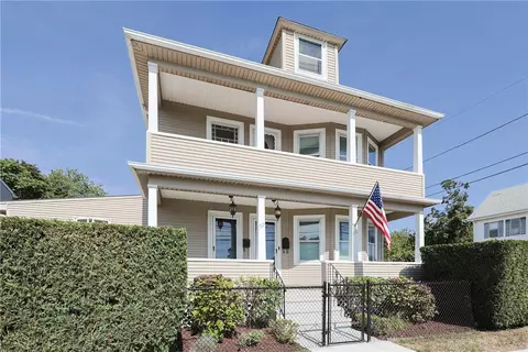 195 Lyon Ave, East Providence, RI 02914