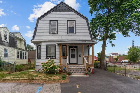 11 Hempstead St, Providence, RI 02907