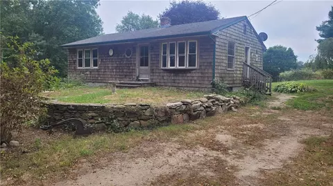 294 Rose Hill Rd, South Kingstown, RI 02879