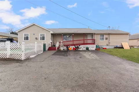 110 Lancashire St, Providence, RI 02908