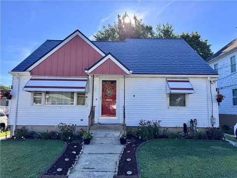 53 King Philip St, Providence, RI 02909