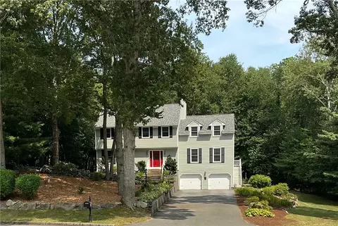 15 Ezechiel Carre Rd, East Greenwich, RI 02818