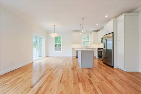 Living - 180 Shore Dr, Exeter, RI 02822 photo 5 of 7