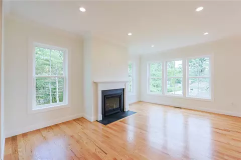 Living - 180 Shore Dr, Exeter, RI 02822 photo 7 of 7