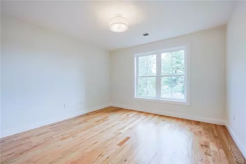 Bedroom - 180 Shore Dr, Exeter, RI 02822 photo 8 of 11