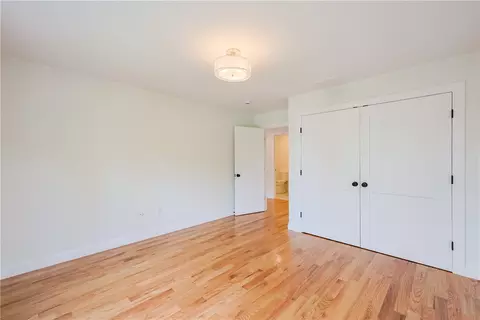 Bedroom - 180 Shore Dr, Exeter, RI 02822 photo 6 of 11
