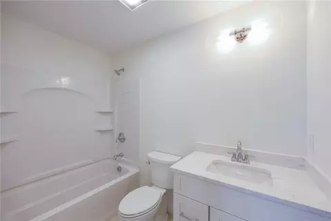 Bath - 180 Shore Dr, Exeter, RI 02822 photo 2 of 2