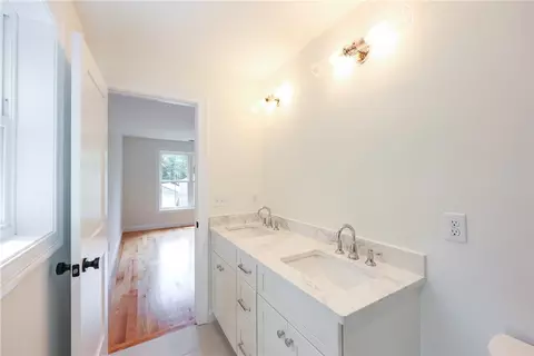 Entry Way - 180 Shore Dr, Exeter, RI 02822 photo 5 of 6