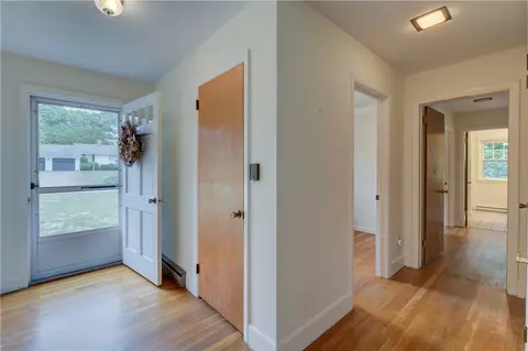 Entry Way - 4 Birch Dr, Westerly, RI 02891 photo 2 of 4