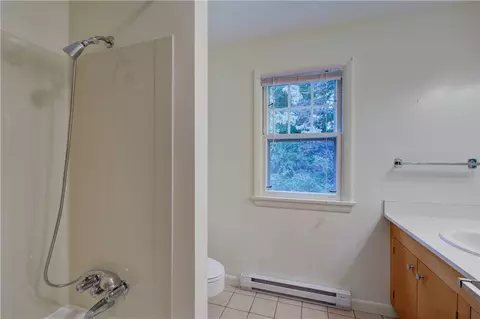 Bath - 4 Birch Dr, Westerly, RI 02891 photo 1 of 3