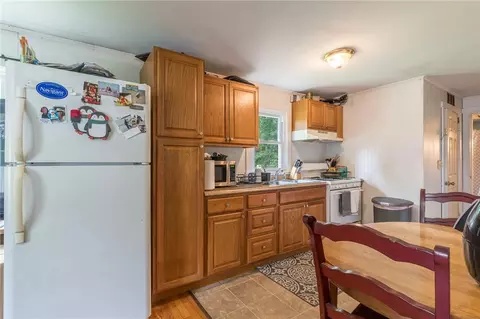 7 Broadview Ave, Bristol, RI 02809 photo 6