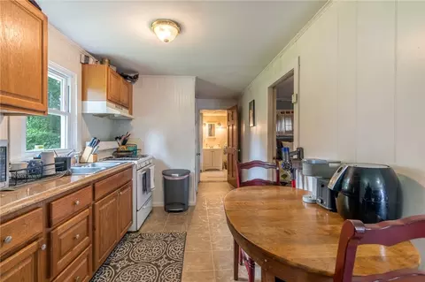 7 Broadview Ave, Bristol, RI 02809 photo 8