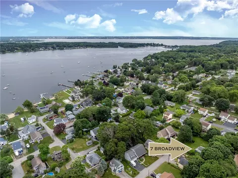 7 Broadview Ave, Bristol, RI 02809 photo 3