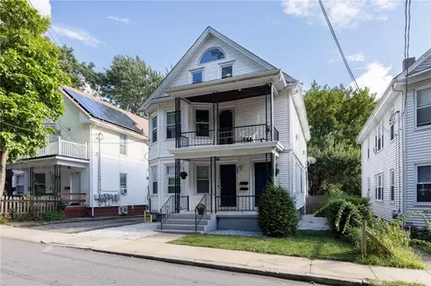 105 Garfield Ave, Providence, RI 02908