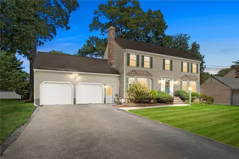 56 Greenfield Rd, Cumberland, RI 02864