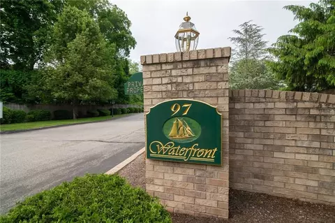 97 Farnum Pike #1, Smithfield, RI 02917