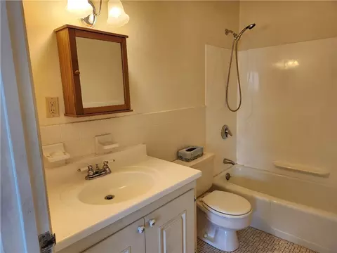 29 School St #12E, Westerly, RI 02891 photo 9