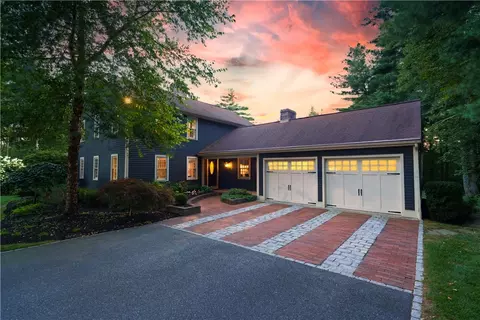 30 Ashland Rd, Scituate, RI 02857