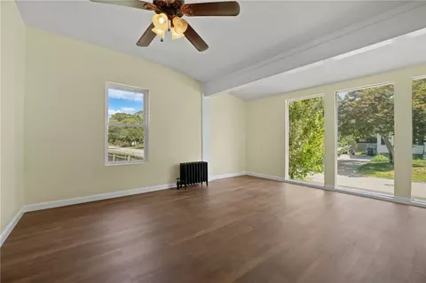 Living - 211 Irving Rd, Warwick, RI 02888 photo 11 of 11