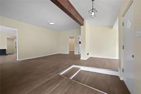 Living - 211 Irving Rd, Warwick, RI 02888 photo 5 of 11