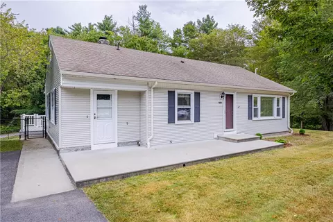 Exterior - 989 Putnam Pike, Glocester, RI 02814 photo 2 of 8