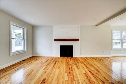 Living - 226 St Louis Ave, Woonsocket, RI 02895 photo 1 of 5